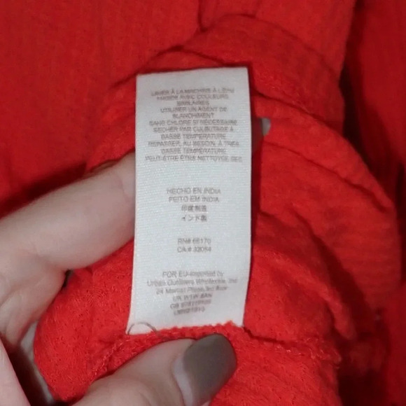 Free People Casual Parisian Night Top / Blouse bell sleeve Size Medium - Picture 10 of 11